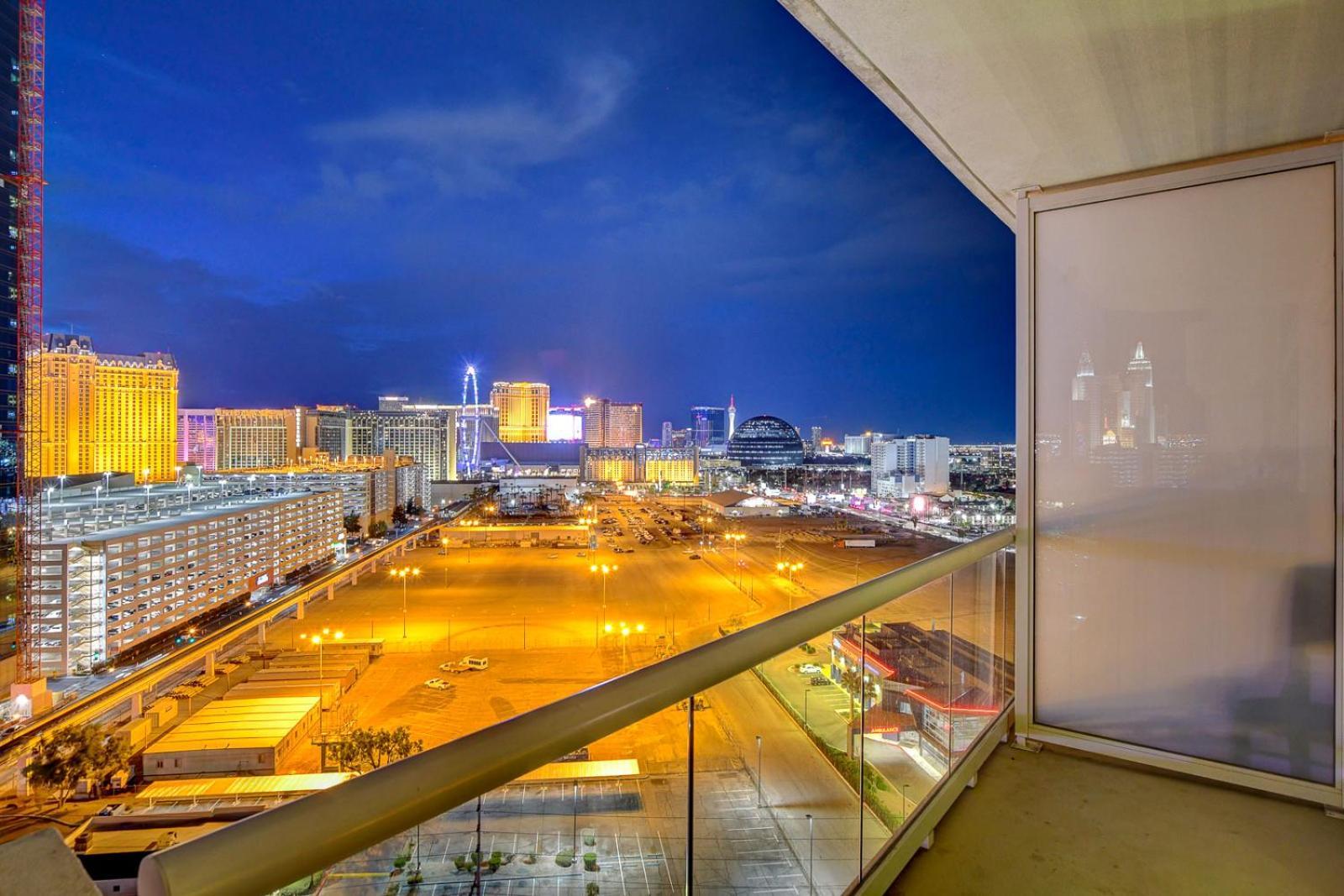 Premium Suite Mgm Signature High Flr Balcony Strip View Las Vegas Exterior foto